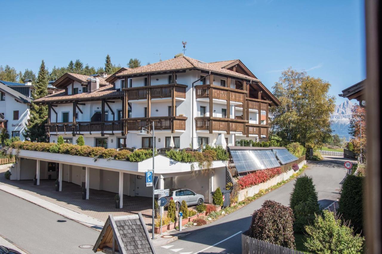 Apparthotel Feldhof - Living And Bistro Nova Ponente Exterior foto